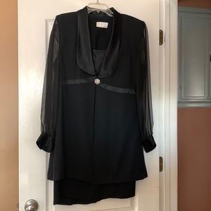 2pc Cache knee length evening dress